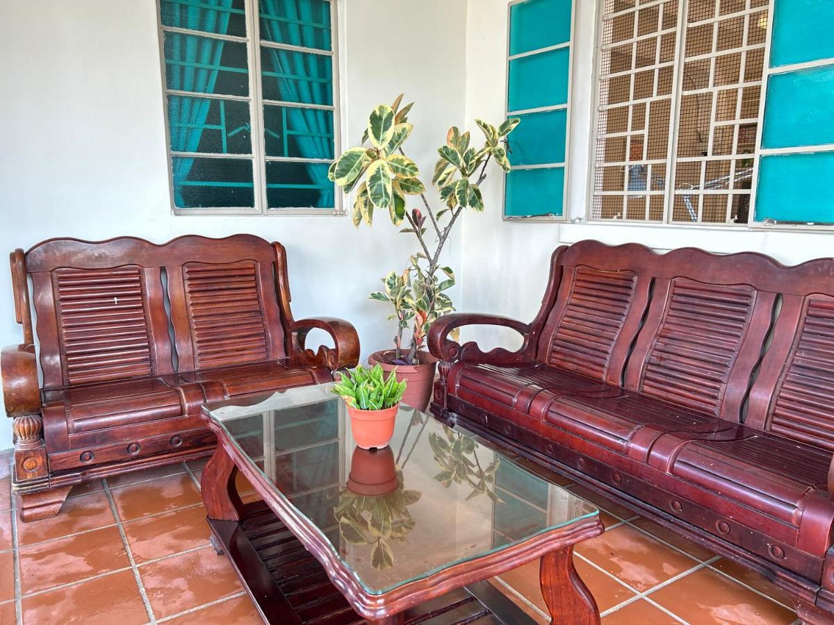 Myroom Georgetown, Off Jalan Burma, Gurney Drive Exterior photo